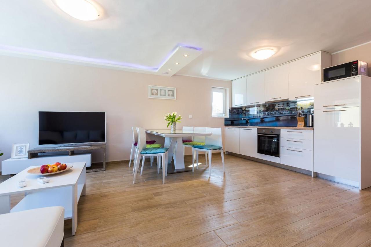 זאדאר Apartments Jere מראה חיצוני תמונה